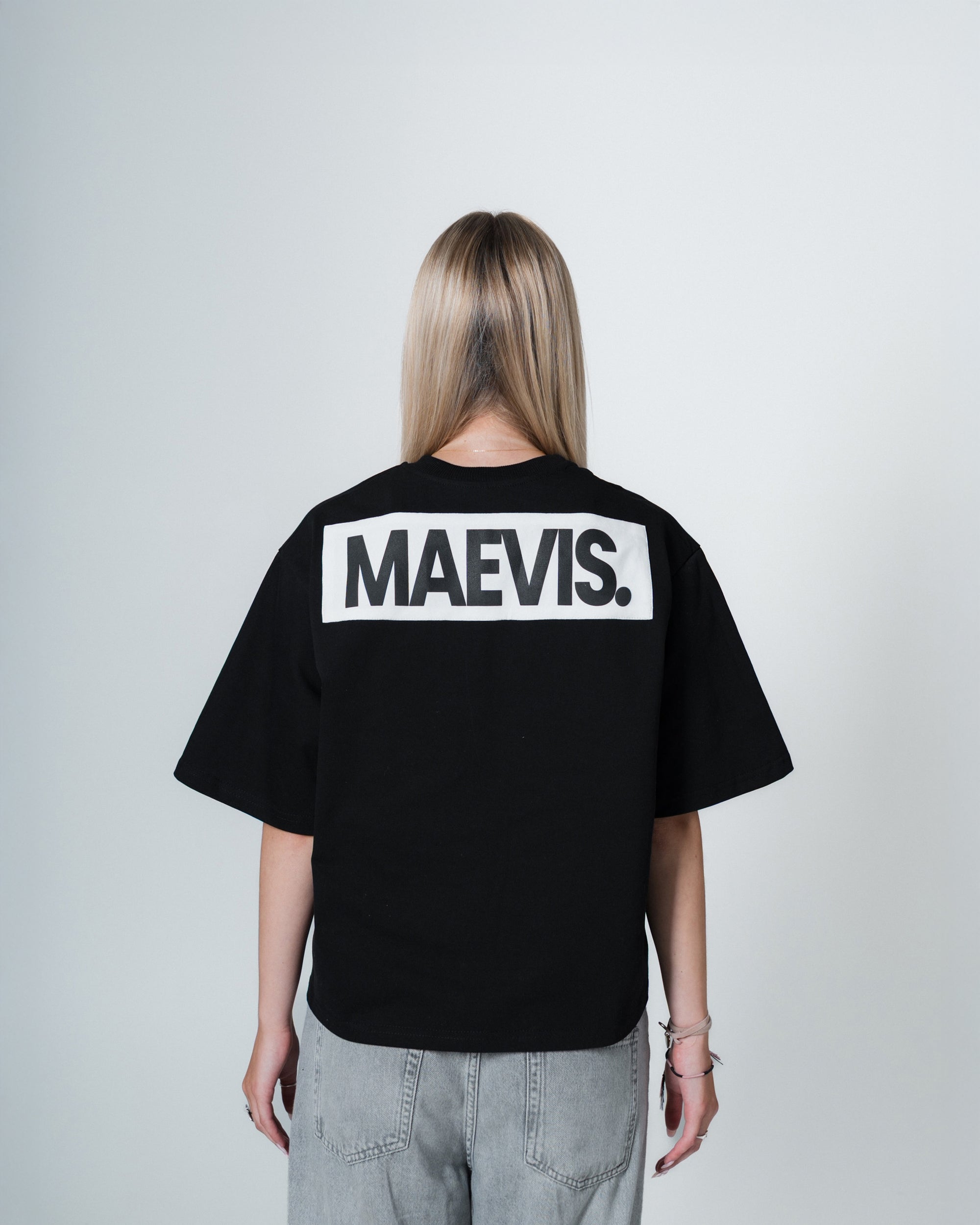 PATCH BLACK TEE