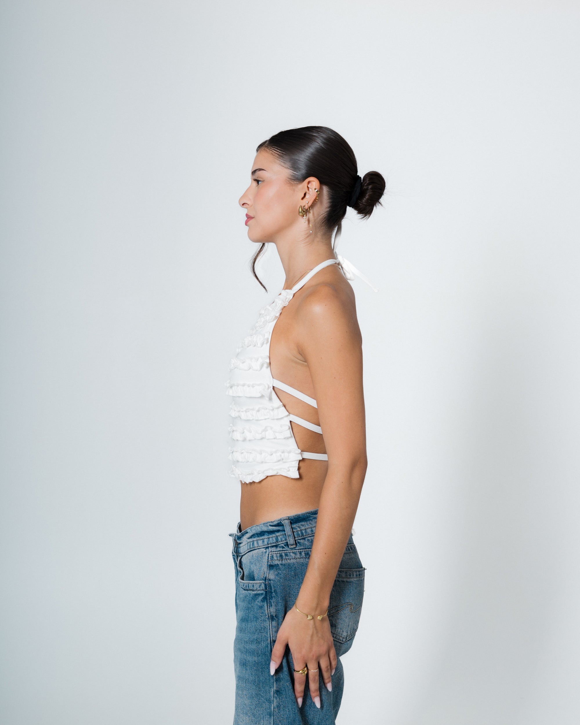 FRILLS WHITE TOP