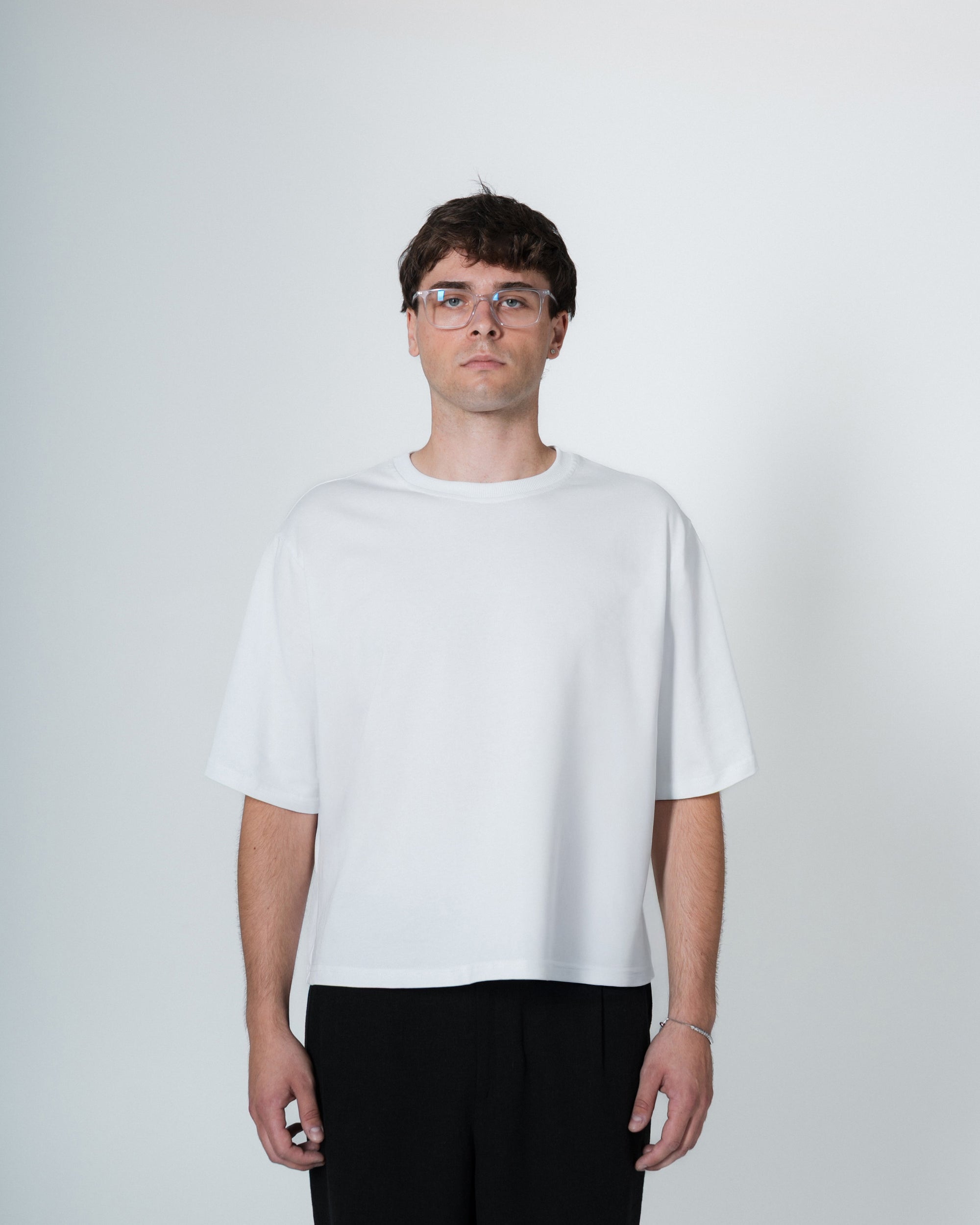 PATCH WHITE TEE