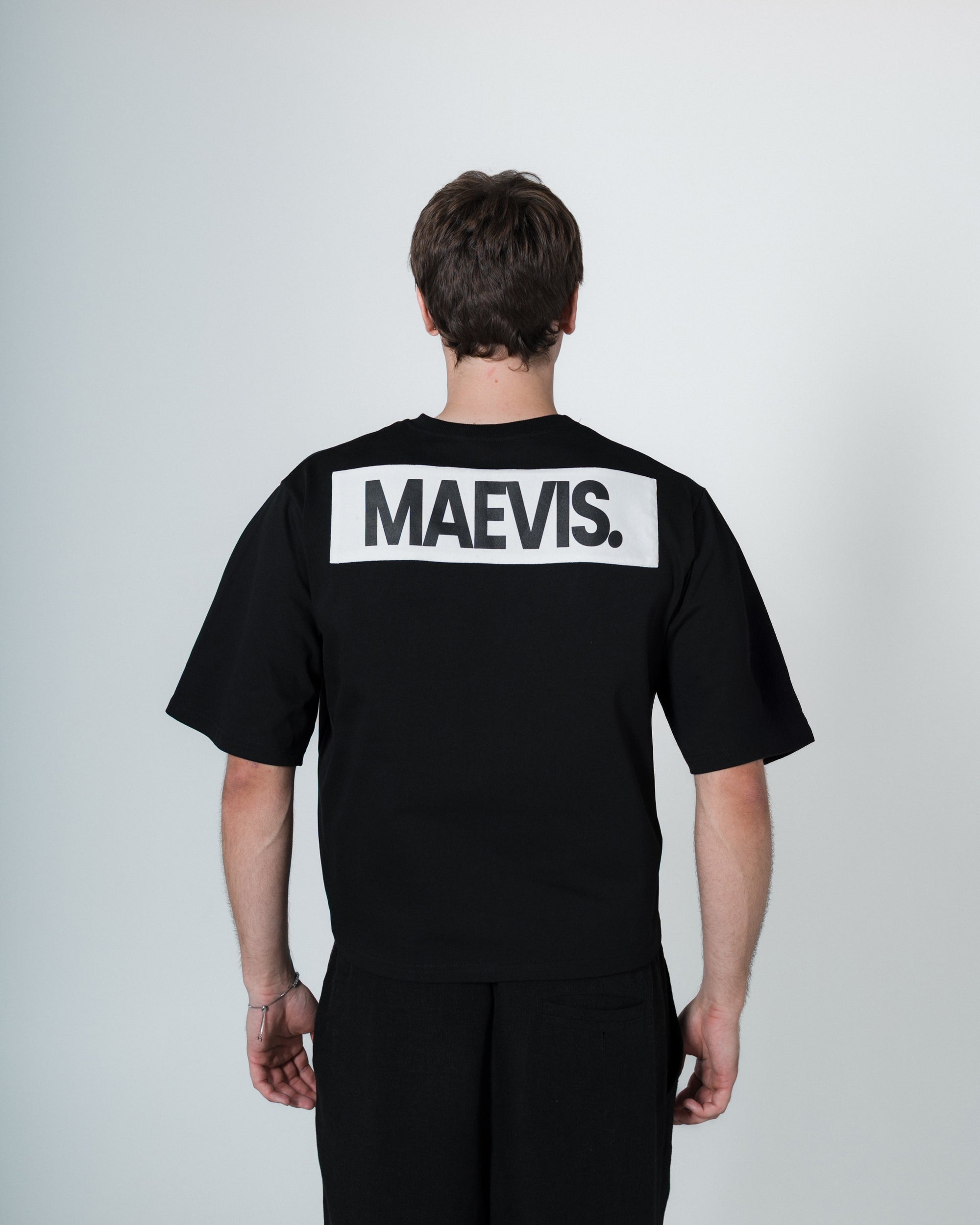 PATCH BLACK TEE